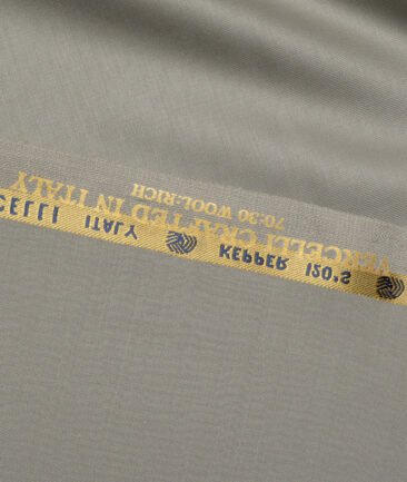 Vercelli Italy Super 120's Solids 70% Merino Wool Suiting Fabric (Light Pistachio Green)
